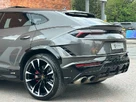 2024-lamborghini-urus-40-no-trim-small-18