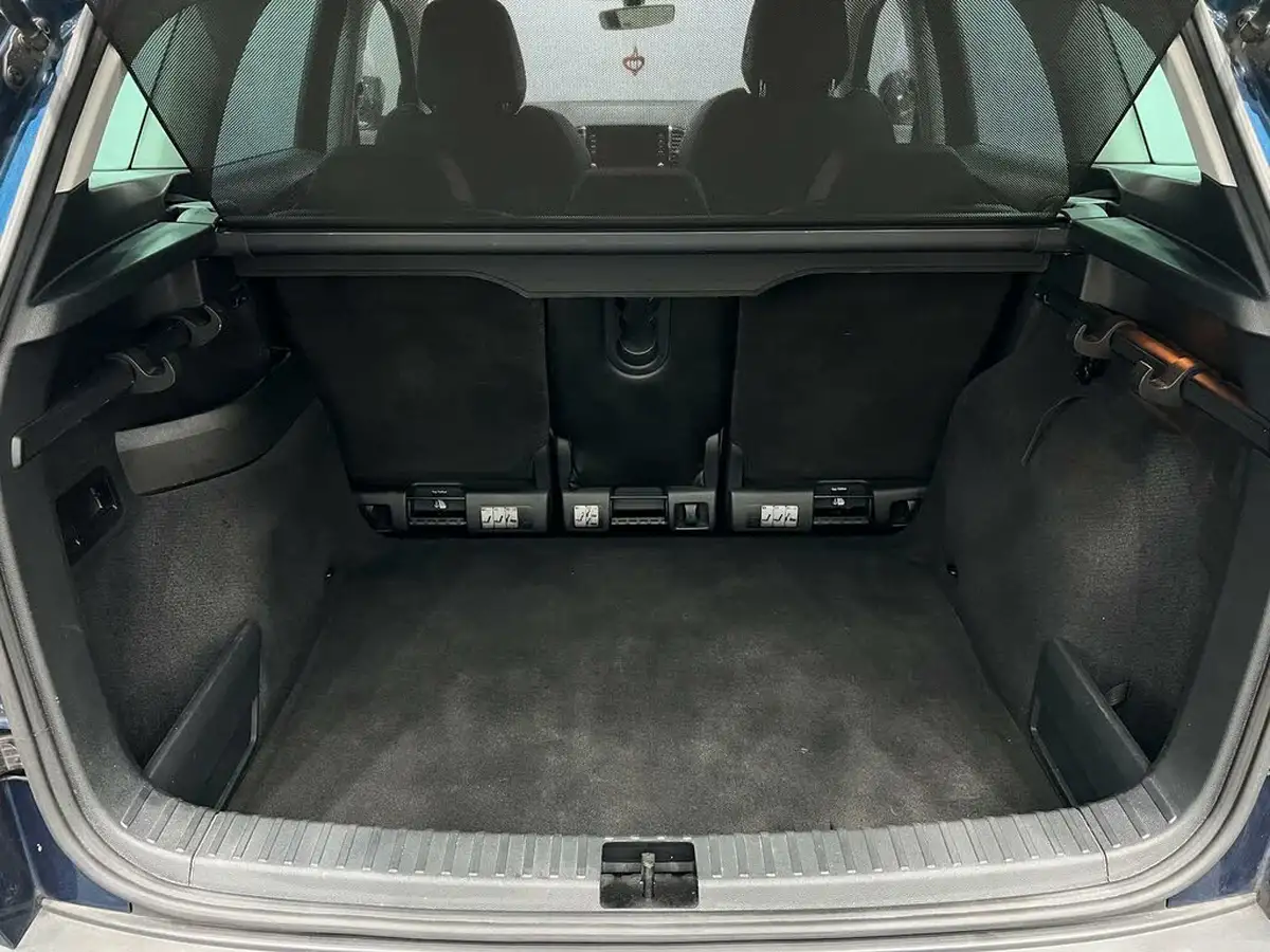 2018-skoda-karoq-16tdi-se-l-scr-1596cc-dsg-big-52
