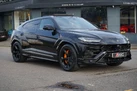 2021-lamborghini-urus-40-no-trim-small-4