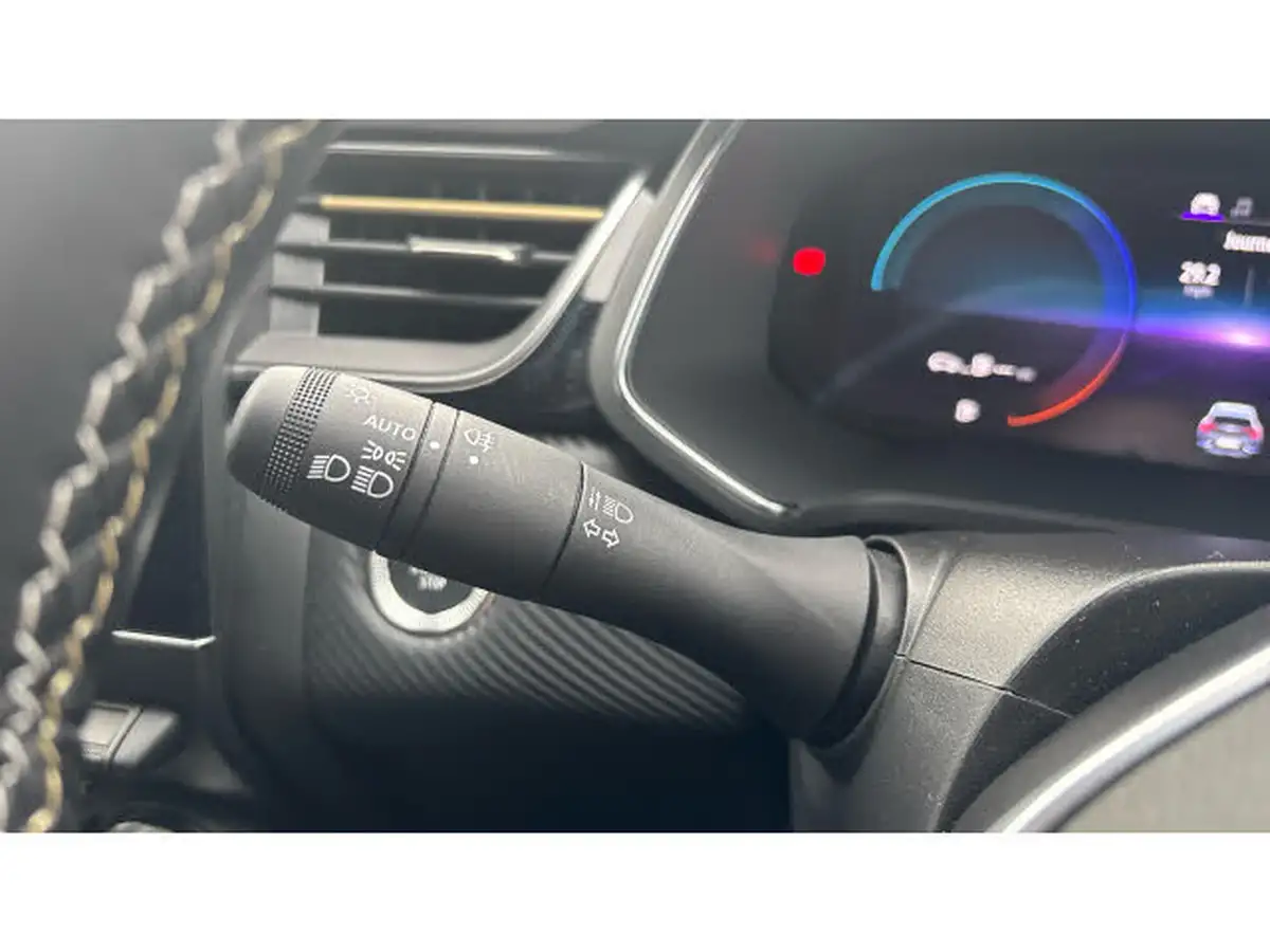 2023-renault-captur-16-e-tech-engineered-145ps-full-big-23