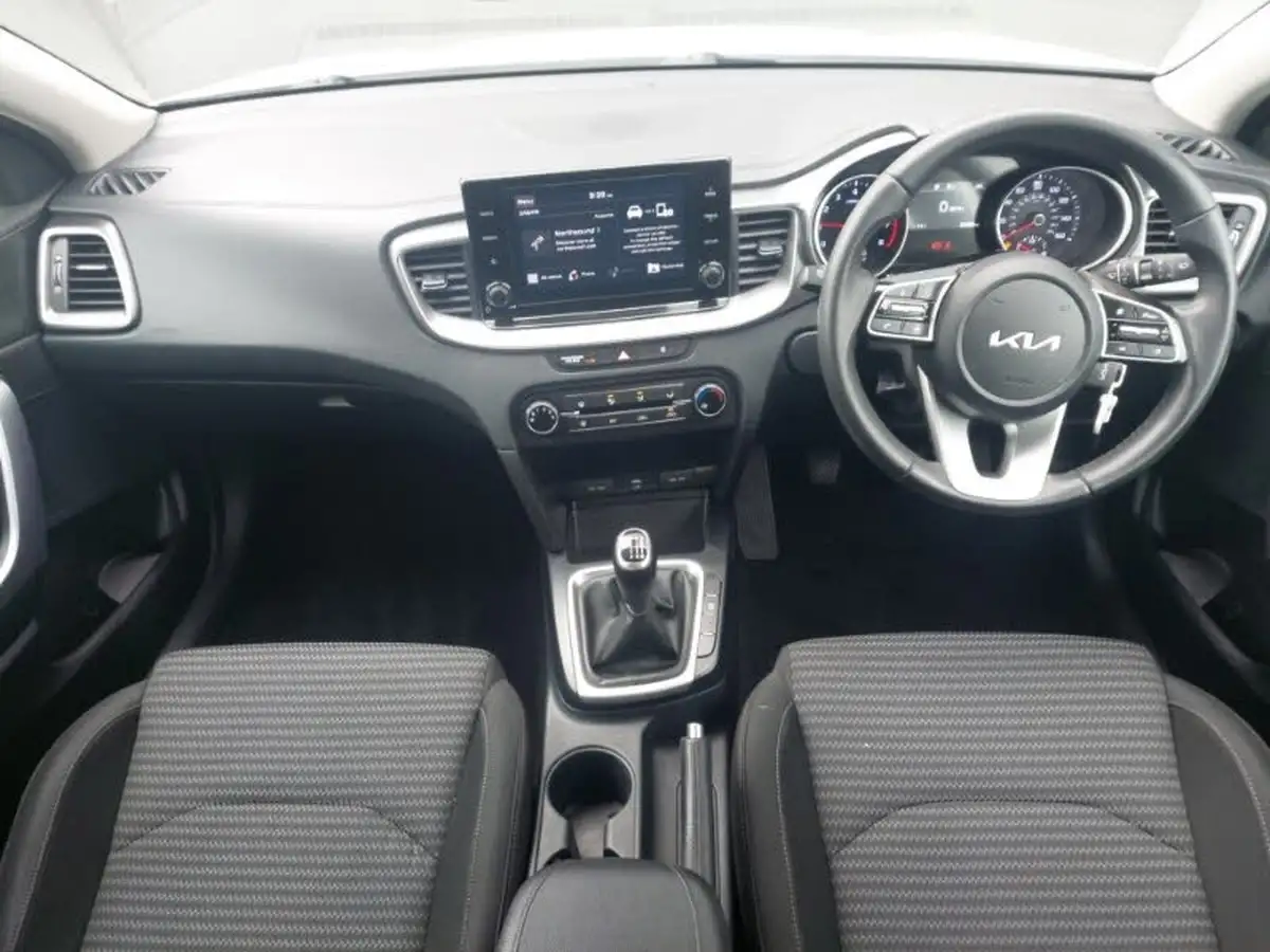 2022-kia-xceed-10-t-gdi-2-big-2