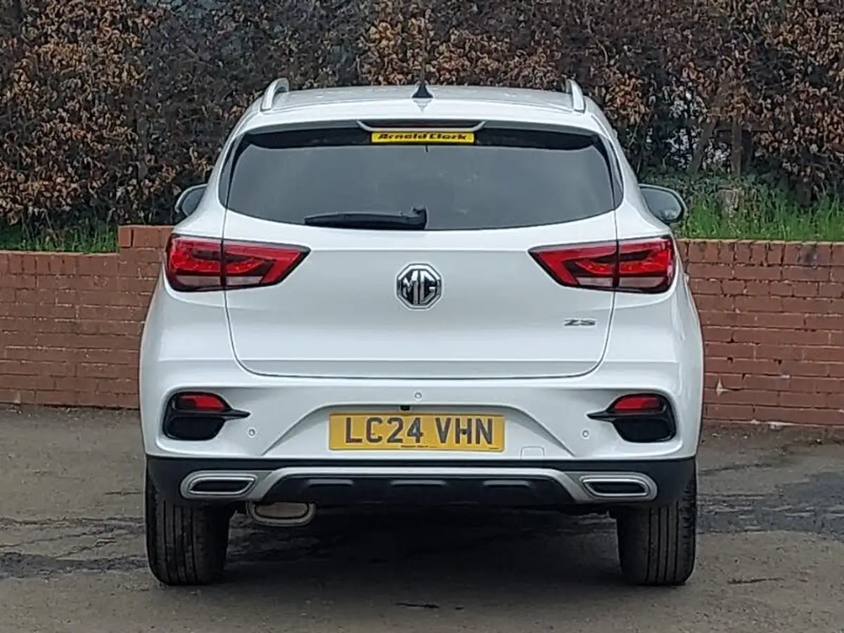 2024-mg-zs-suv-15-vti-tech-exclusive-big-16