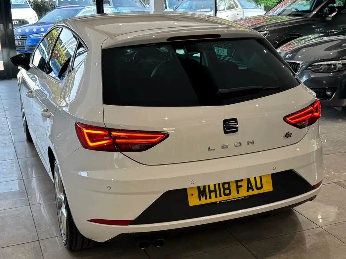 2018-seat-leon-14-tsi-fr-technology-hatchback-5d-big-17