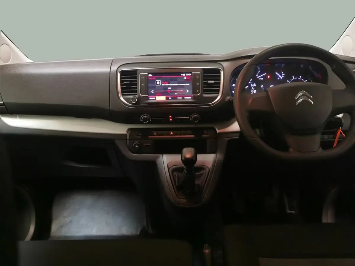 2019-citroen-spacetourer-15bluehdi-business-m-big-1