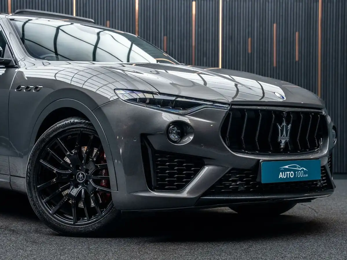 2021-maserati-levante-30-gransport-big-11