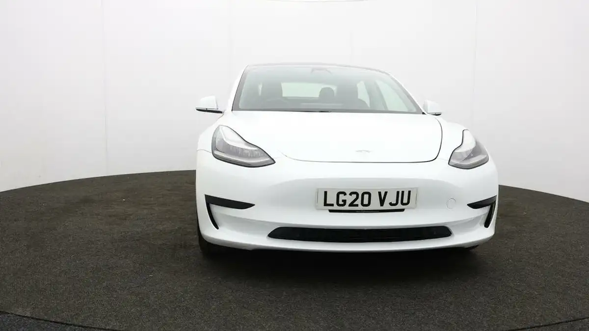 2020-tesla-model-3-e-standard-plus-big-44