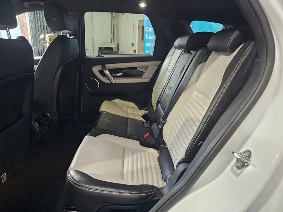 2019-land-rover-discovery-sport-20-d180-r-dynamic-se-big-30