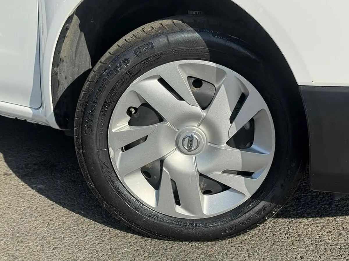 2021-nissan-env200-e-acenta-panel-van-auto-big-6