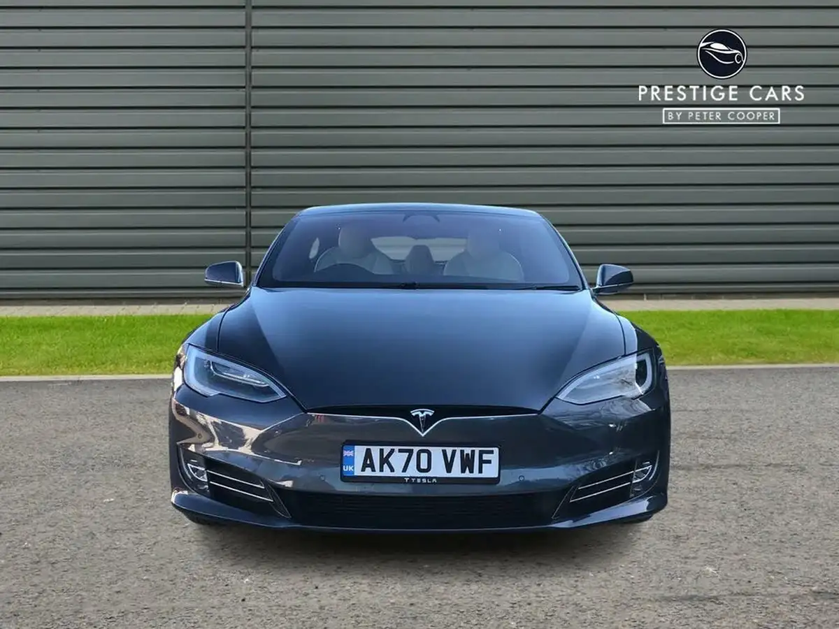 2020-tesla-model-s-e-long-range-big-6