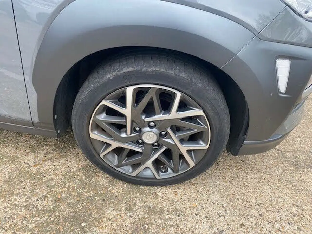 2020-hyundai-kona-16-gdi-premium-se-big-3