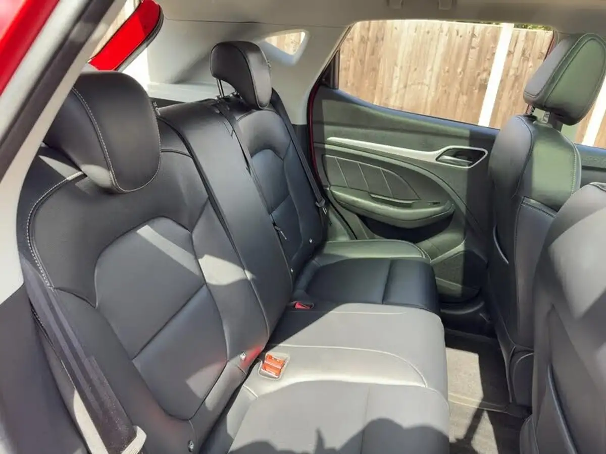 2022-mg-zs-suv-e-exclusive-ev-big-26