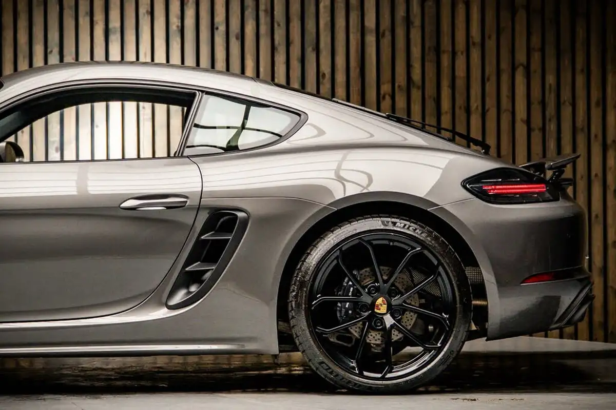 2023-porsche-cayman-718-20-cayman-style-edition-pdk-big-17