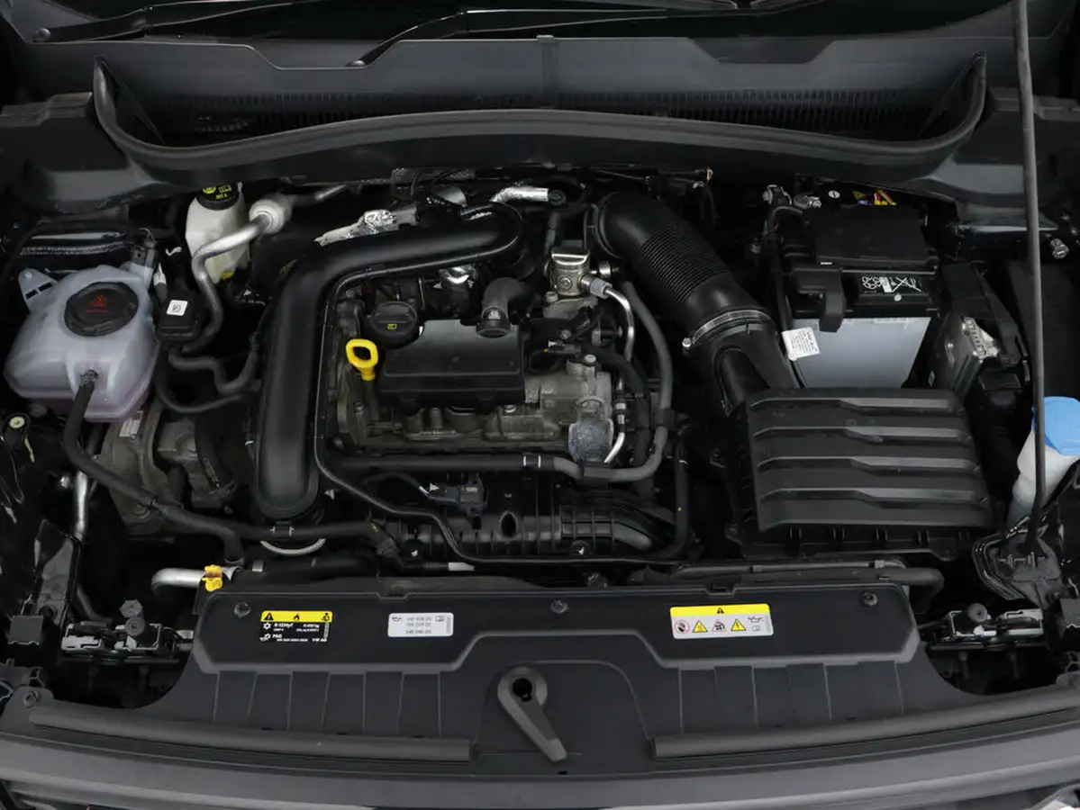 2024-volkswagen-t-cross-10-tsi-r-line-115ps-dsg-big-47
