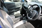 2017-renault-clio-12-tce-dynamique-s-nav-small-14