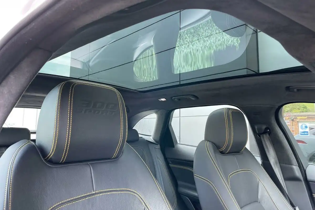 2019-jaguar-f-pace-30td-300-sport-big-7