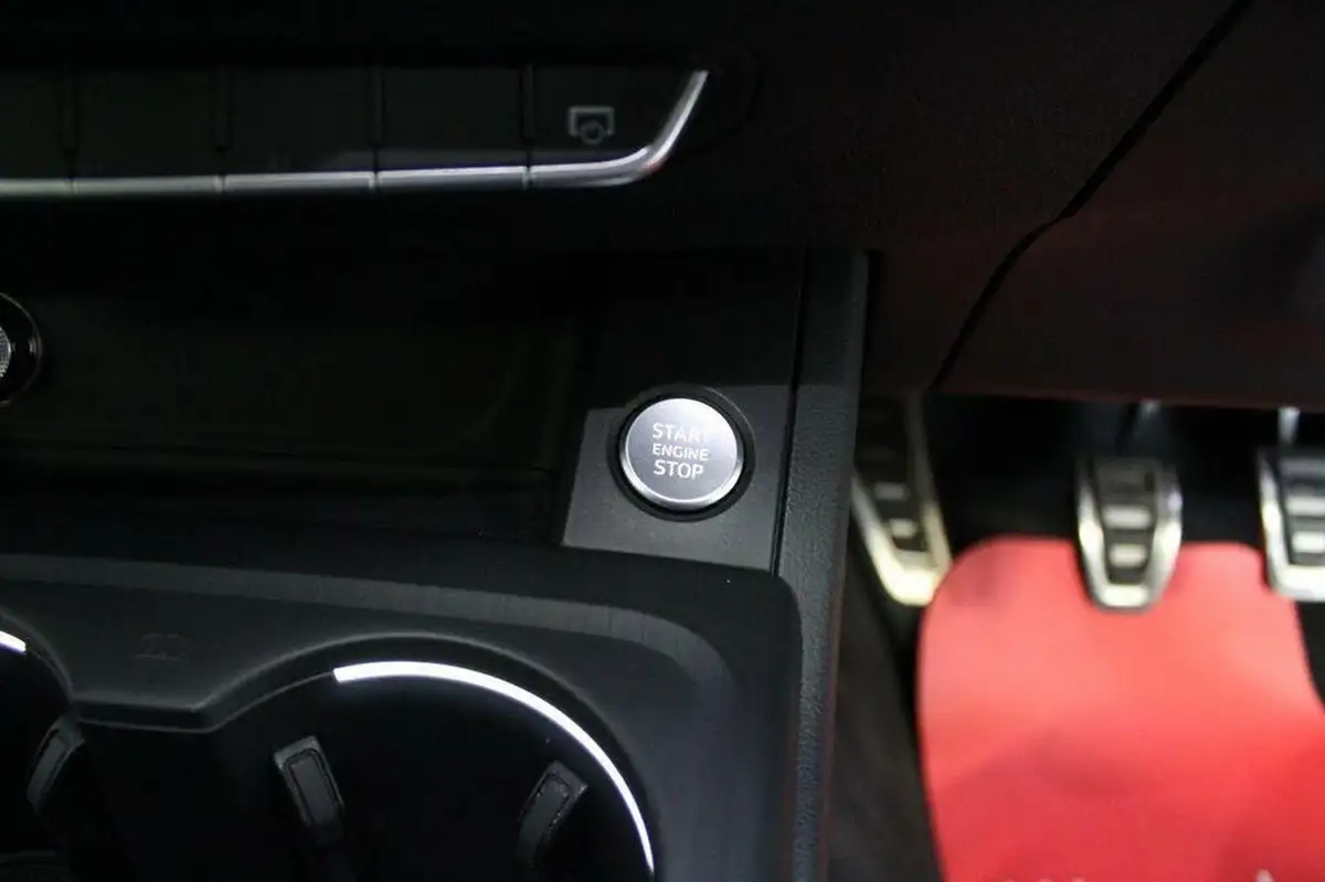 2016-audi-a4-20-tdi-s-line-150ps-big-35