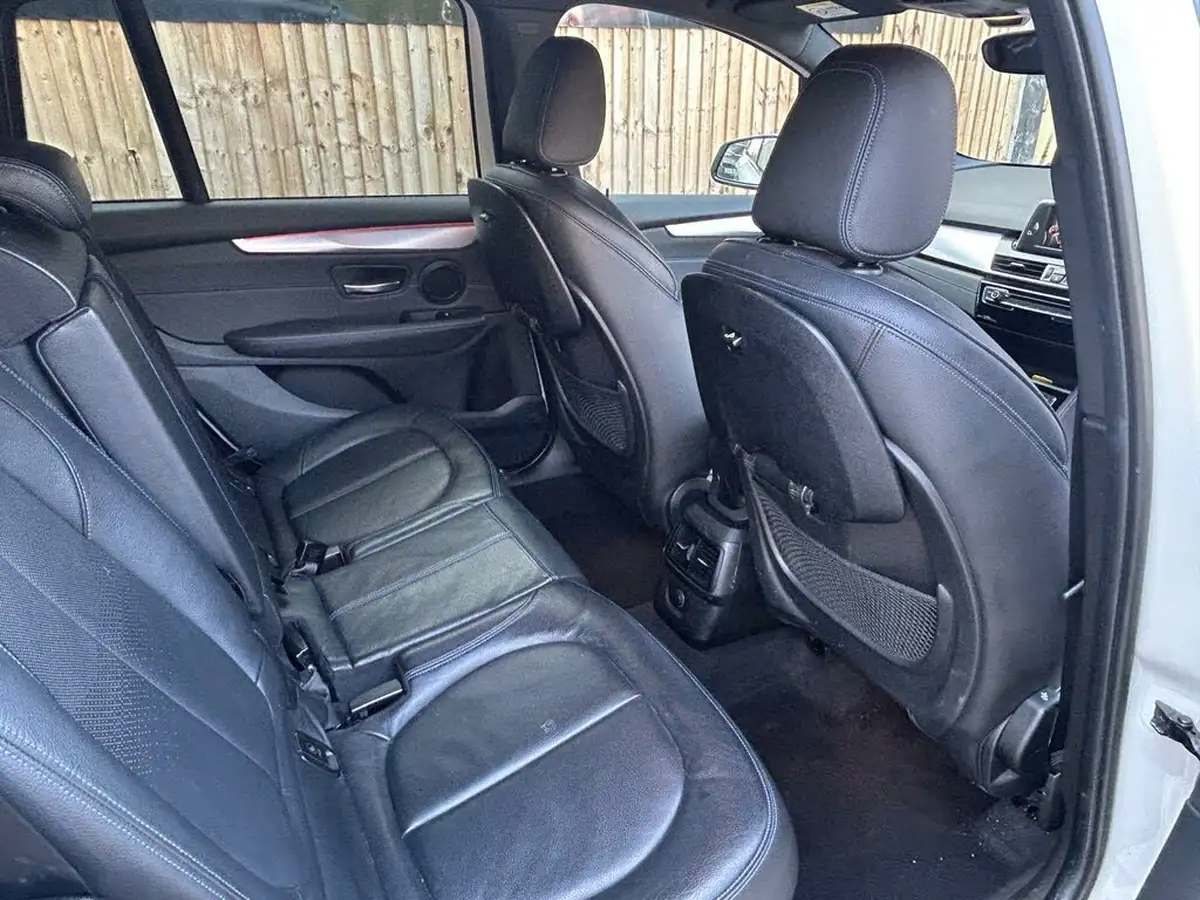 2015-bmw-2-series-20td-220d-xdrive-m-sport-gran-tourer-5d-big-26