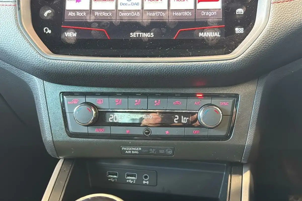 2019-seat-arona-10-tsi-fr-big-26