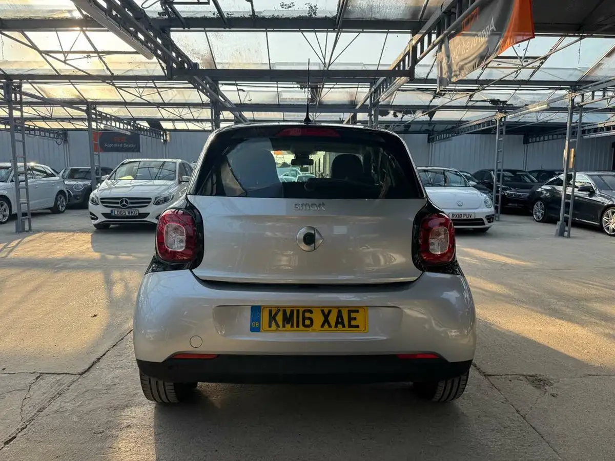 2016-smart-forfour-09-prime-premium-plusss-big-8
