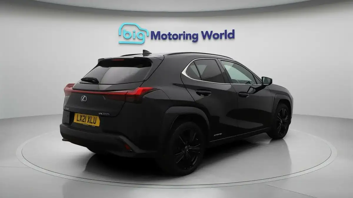 2021-lexus-ux-250h-20-ux-184bhp-without-navigation-big-7