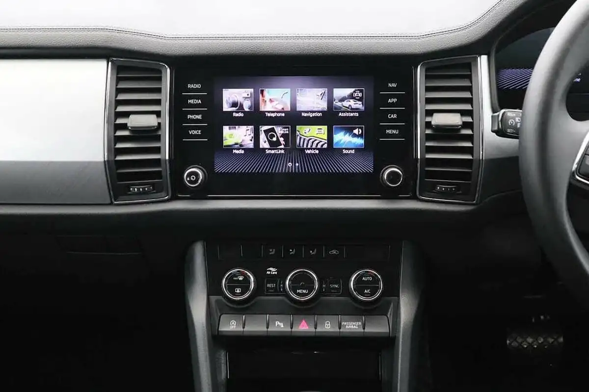 2024-skoda-kodiaq-15-tsi-se-drive-7-dsg-big-11