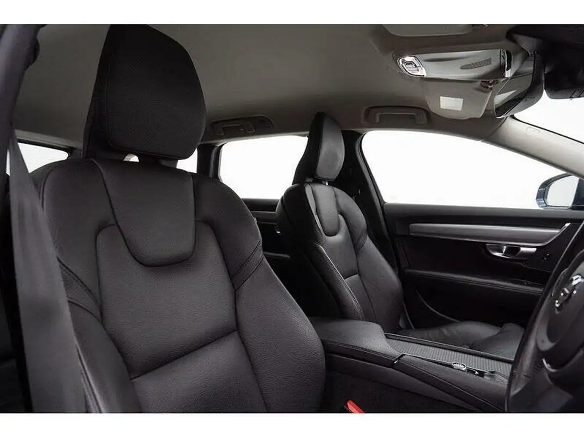 2019-volvo-v90-20-t4-momentum-plus-big-19