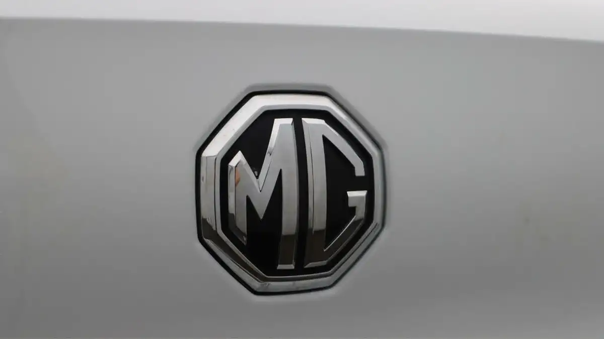 2021-mg-zs-suv-e-exclusive-ev-big-21