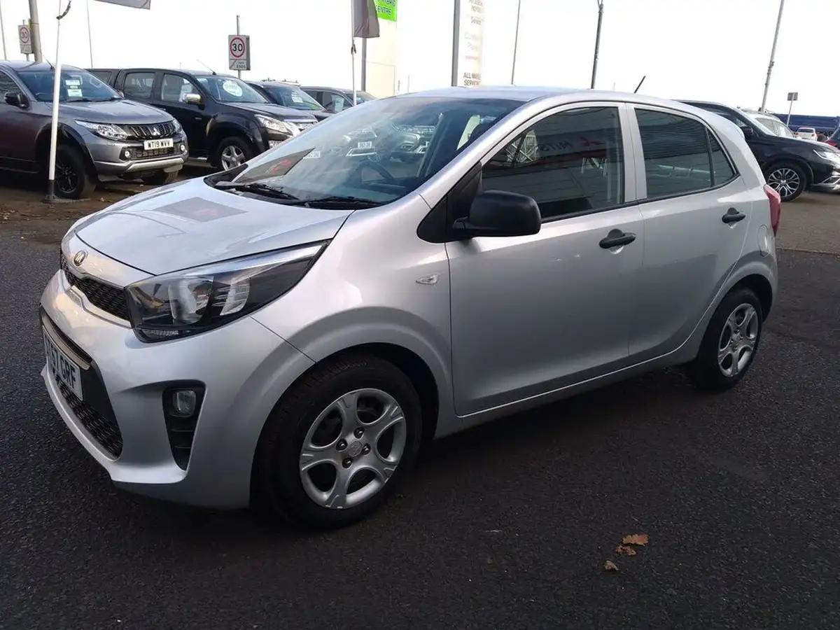 2017-kia-picanto-10-1-big-3