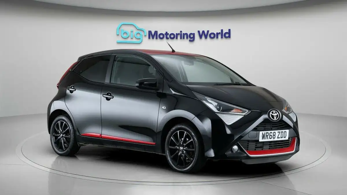 2018-toyota-aygo-10-vvt-i-x-press-71bhp-big-0