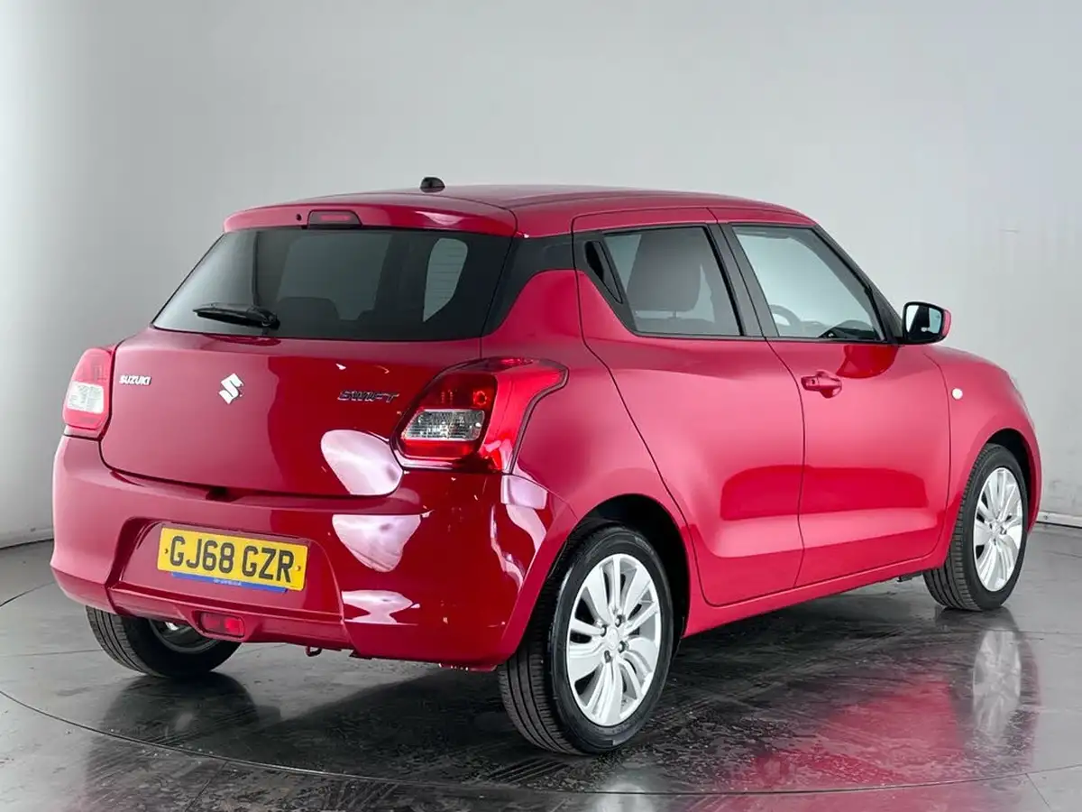 2018-suzuki-swift-10-boosterjet-sz-t-111ps-big-3