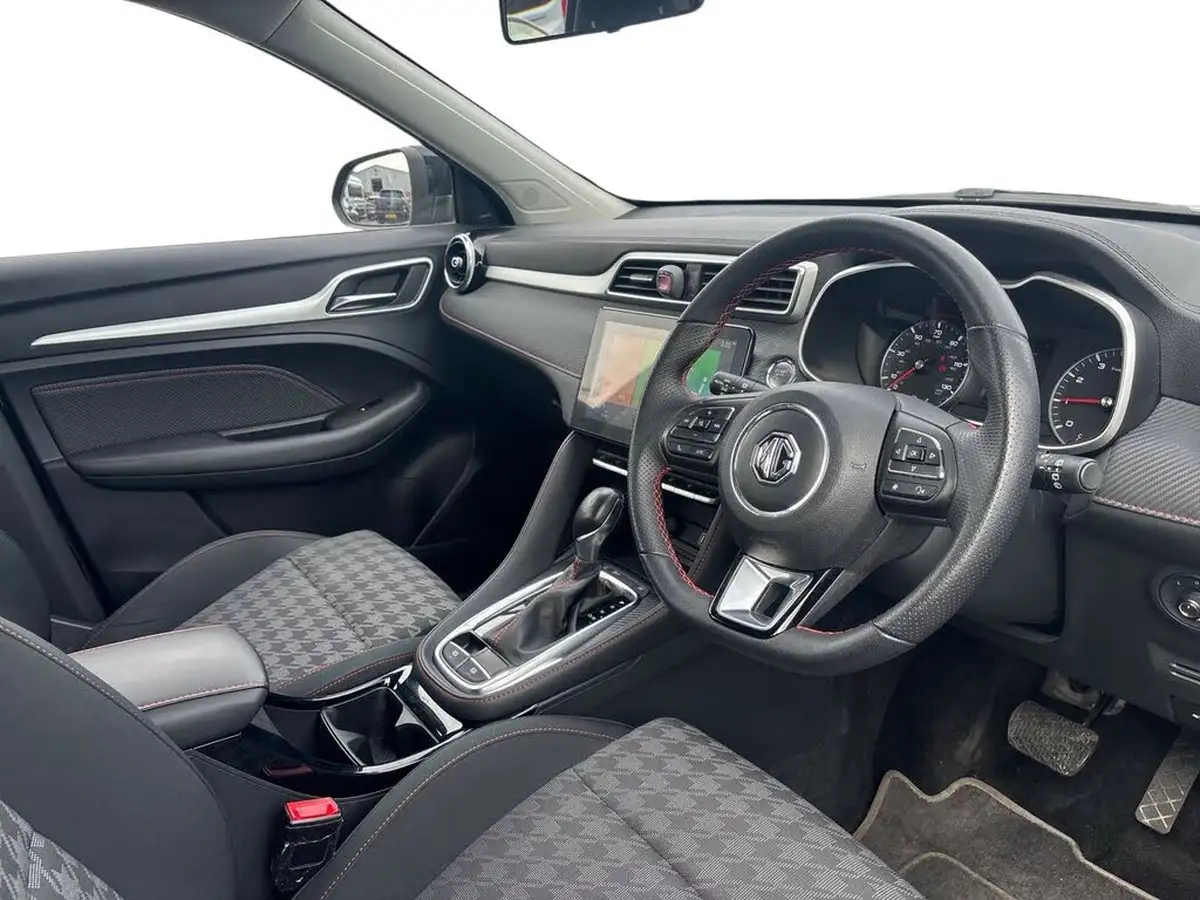 2022-mg-zs-suv-10t-gdi-excite-big-9