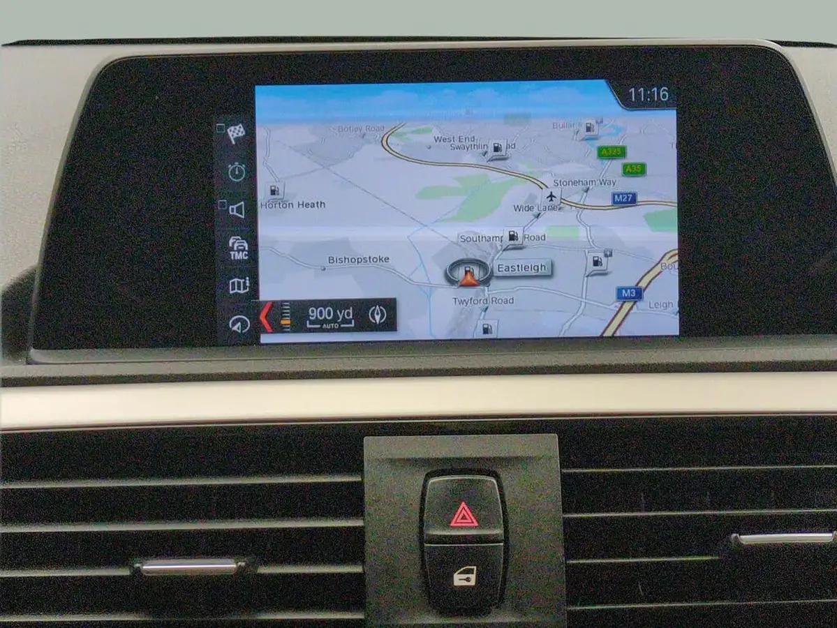 2019-bmw-1-series-15-118i-se-business-ss-5d-auto-big-4