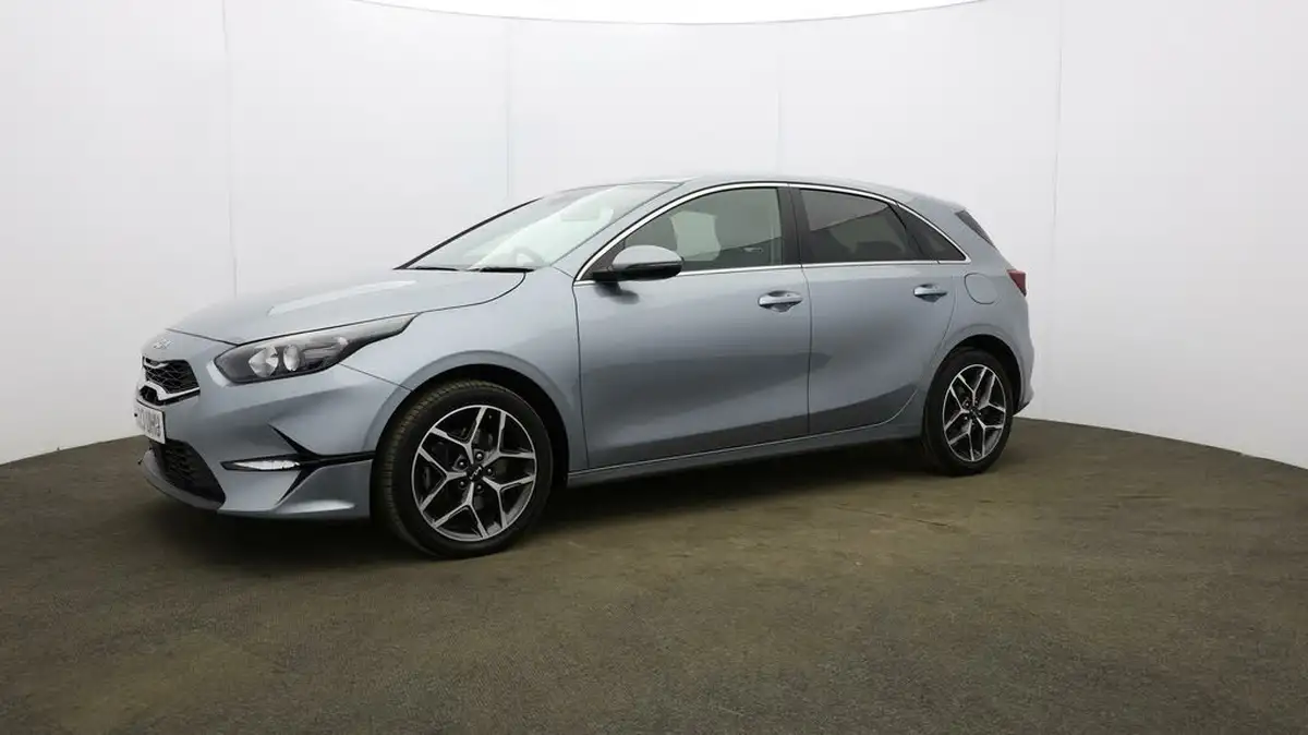 2022-kia-ceed-15-t-gdi-3-hatchback-big-27