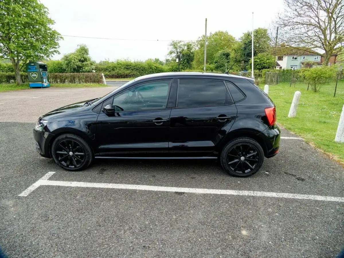2015-volkswagen-polo-12-tsi-se-5d-dsg-big-16