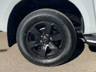 2024-isuzu-d-max-19td-v-cross-auto-small-9