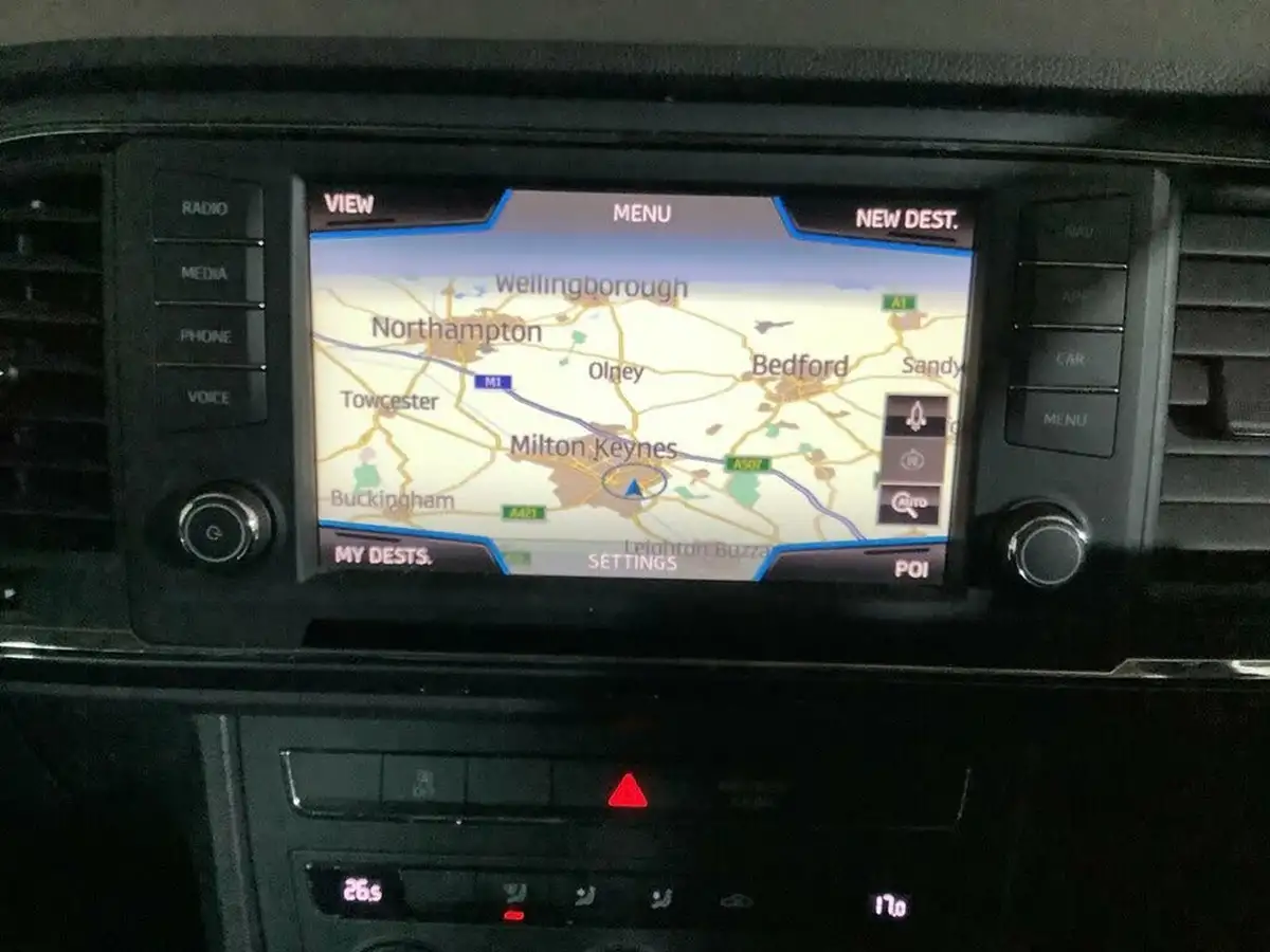 2017-seat-ateca-16tdi-se-technology-big-18