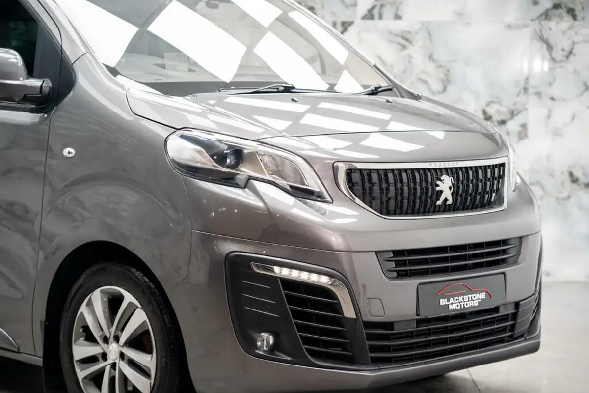 2018-peugeot-traveller-20-bluehdi-allure-20-bluehdi-180ps-standardss-eat8-big-41
