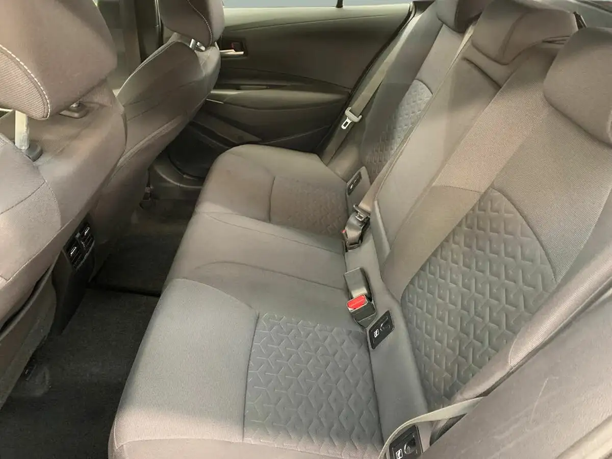 2022-toyota-corolla-18-vvt-i-icon-tech-spare-wheel-touring-sports-5d-big-22