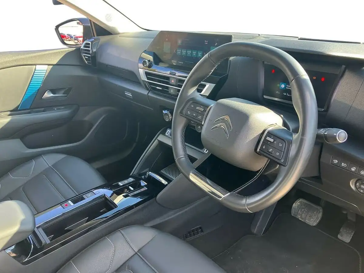 2022-citroen-c4-e-shine-plus-big-7