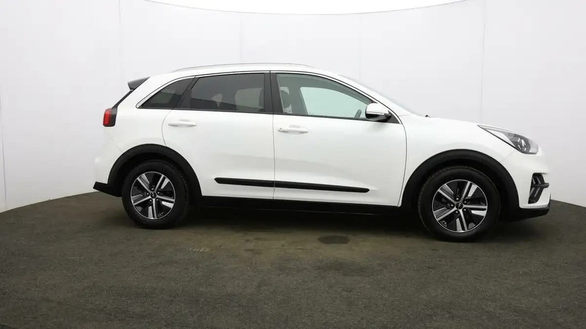 2022-kia-niro-16-gdi-2-139bhp-156kwh-big-51