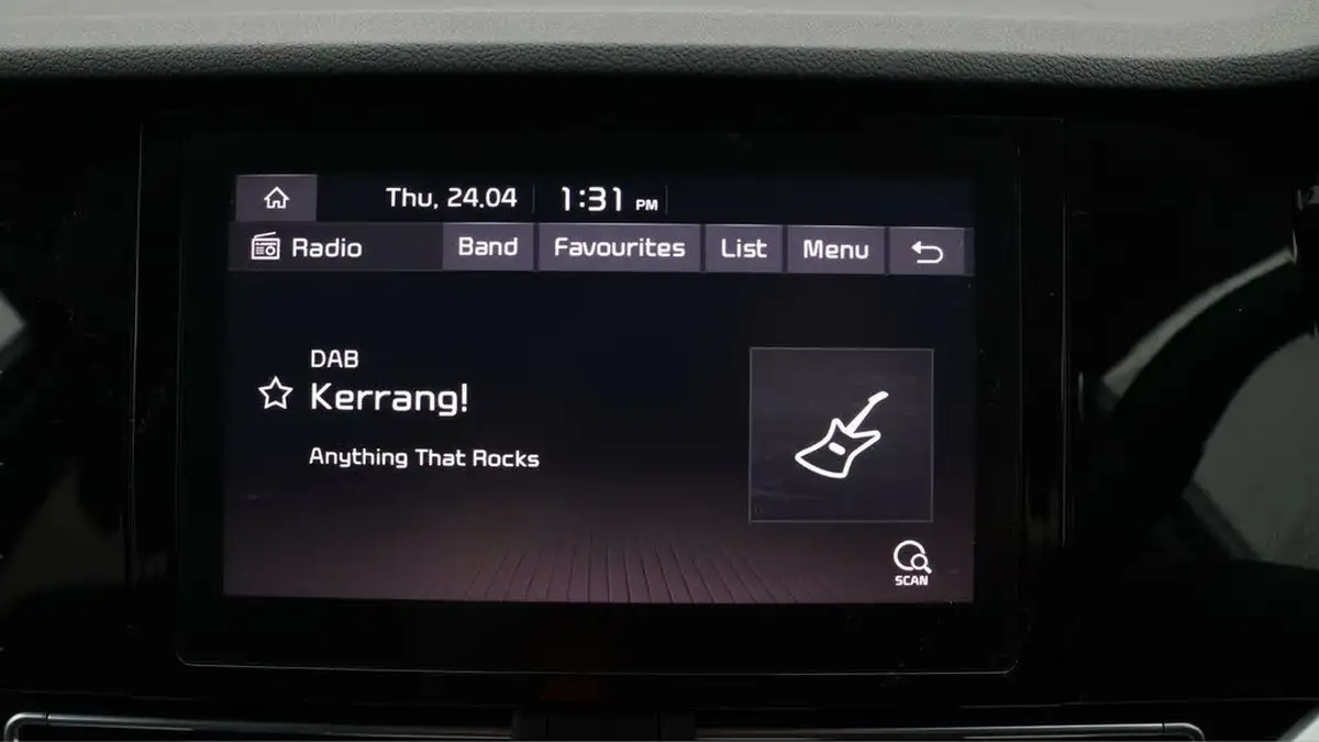 2022-kia-niro-16-gdi-2-139bhp-156kwh-big-10