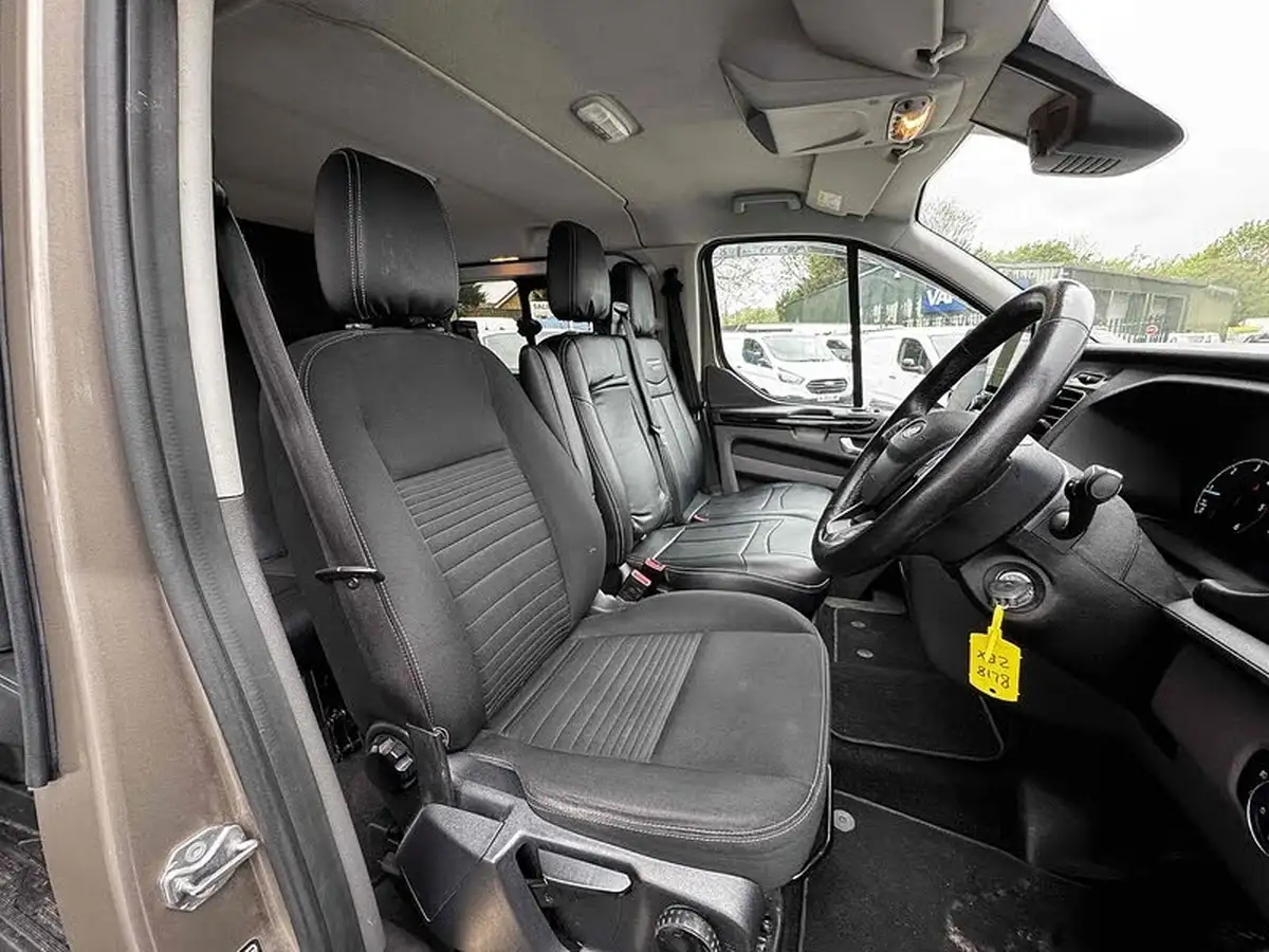 2018-ford-transit-custom-20tdci-320-l1h1-limited-130pseu6-double-cab-in-van-big-31