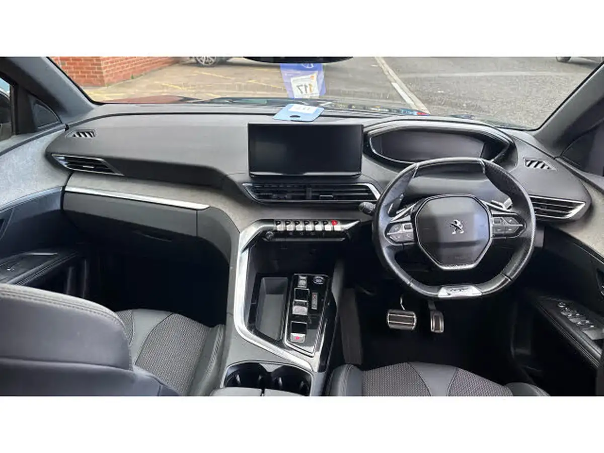 2023-peugeot-3008-suv-15-bluehdi-gt-eat8-big-9