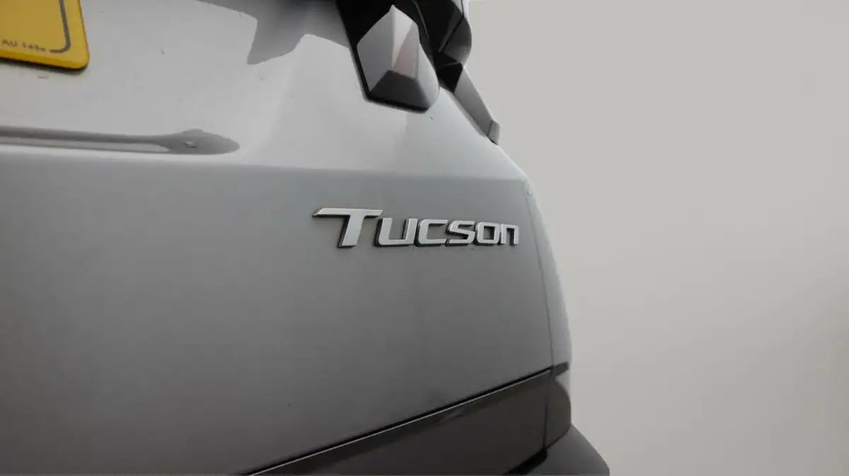 2022-hyundai-tucson-16-t-gdi-ultimate-150ps-big-23