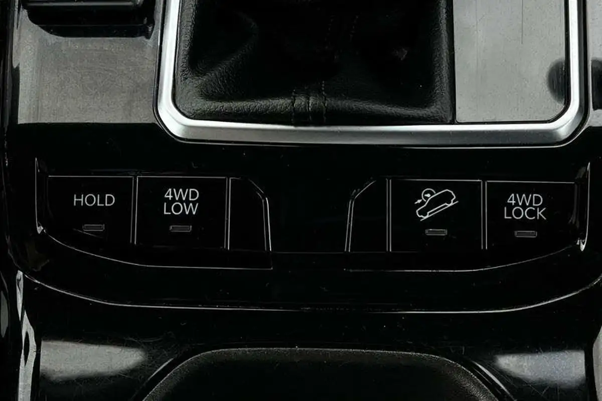 2023-jeep-compass-13-gse-s-big-35