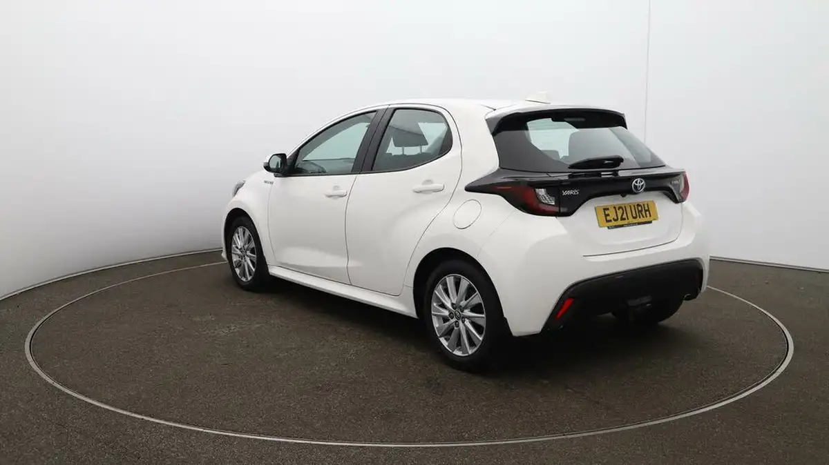 2021-toyota-yaris-15-vvt-i-icon-114bhp-hybrid-1490cc-e-cvt-big-55