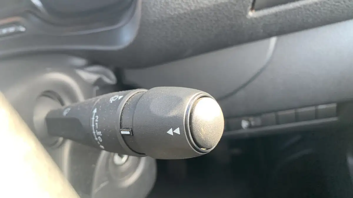 2024-peugeot-expert-20-bluehdi-professional-premium-long-1400-big-27