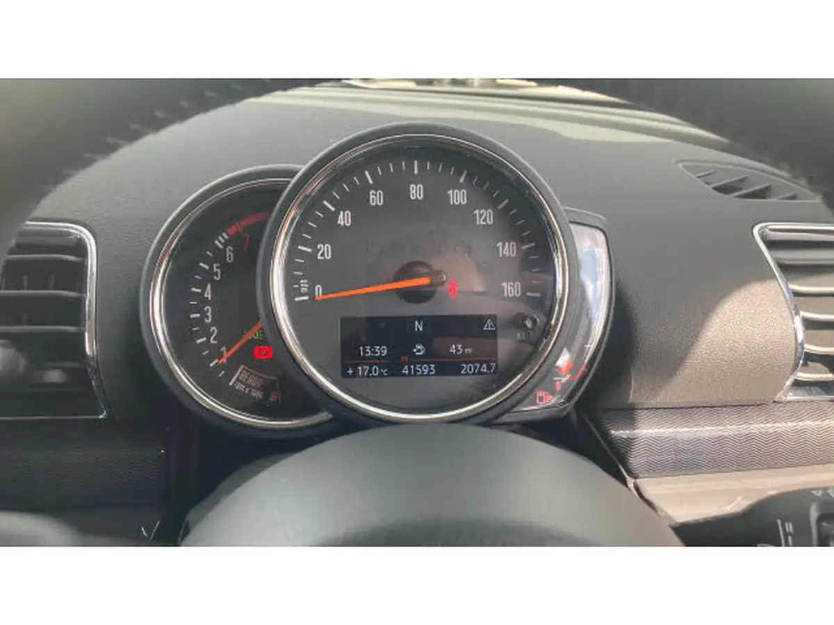 2017-mini-clubman-15-cooper-ss-big-17