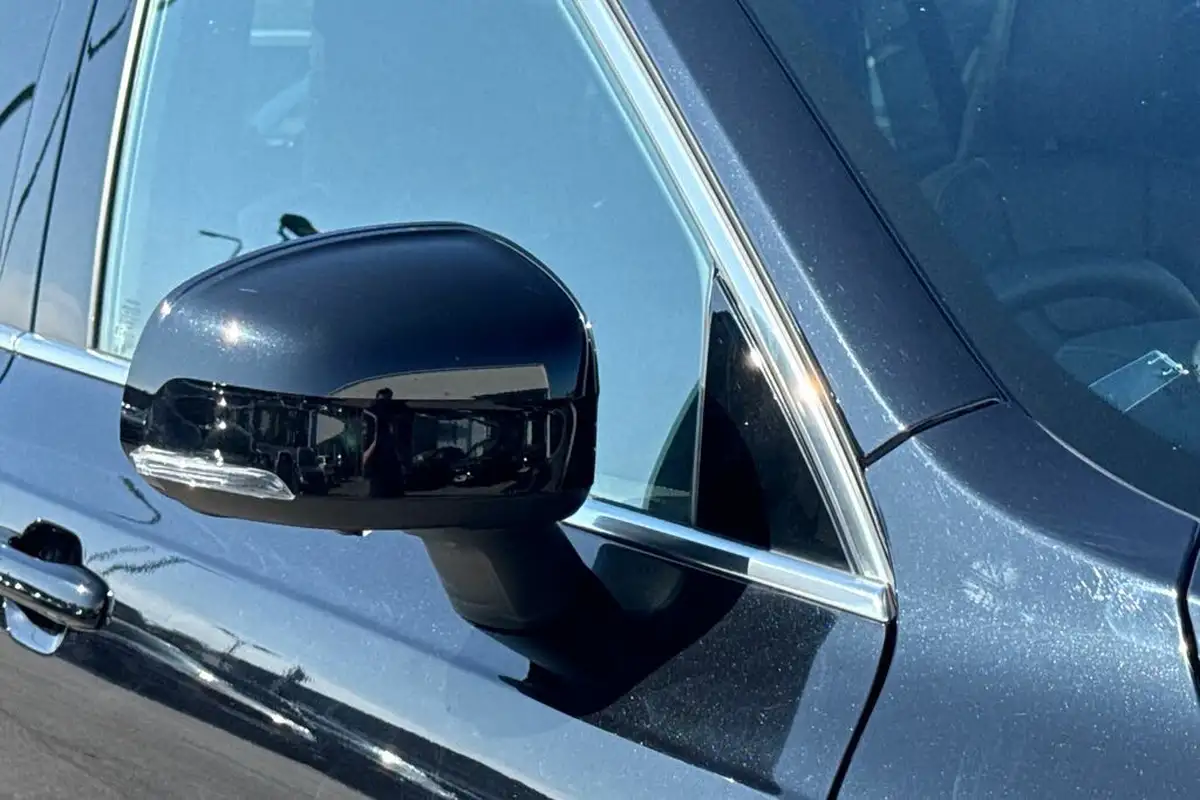 2024-volvo-xc90-20-t8-ultimate-dark-big-18