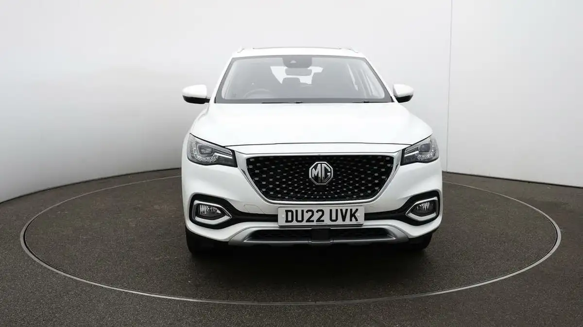 2022-mg-hs-15t-gdi-exclusive-162ps-big-34
